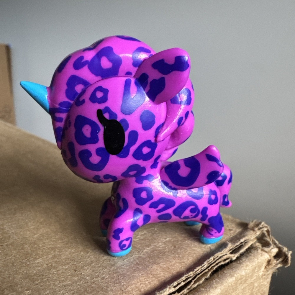 Leora‎ Unicorno figure Neon Star by tokidoki collection 2 in Rare Purple Cheetah